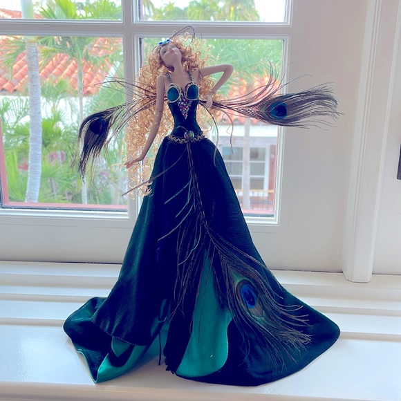Kurt Adler Peacock Lady Doll Ornament NEW - Picture 3 of 10